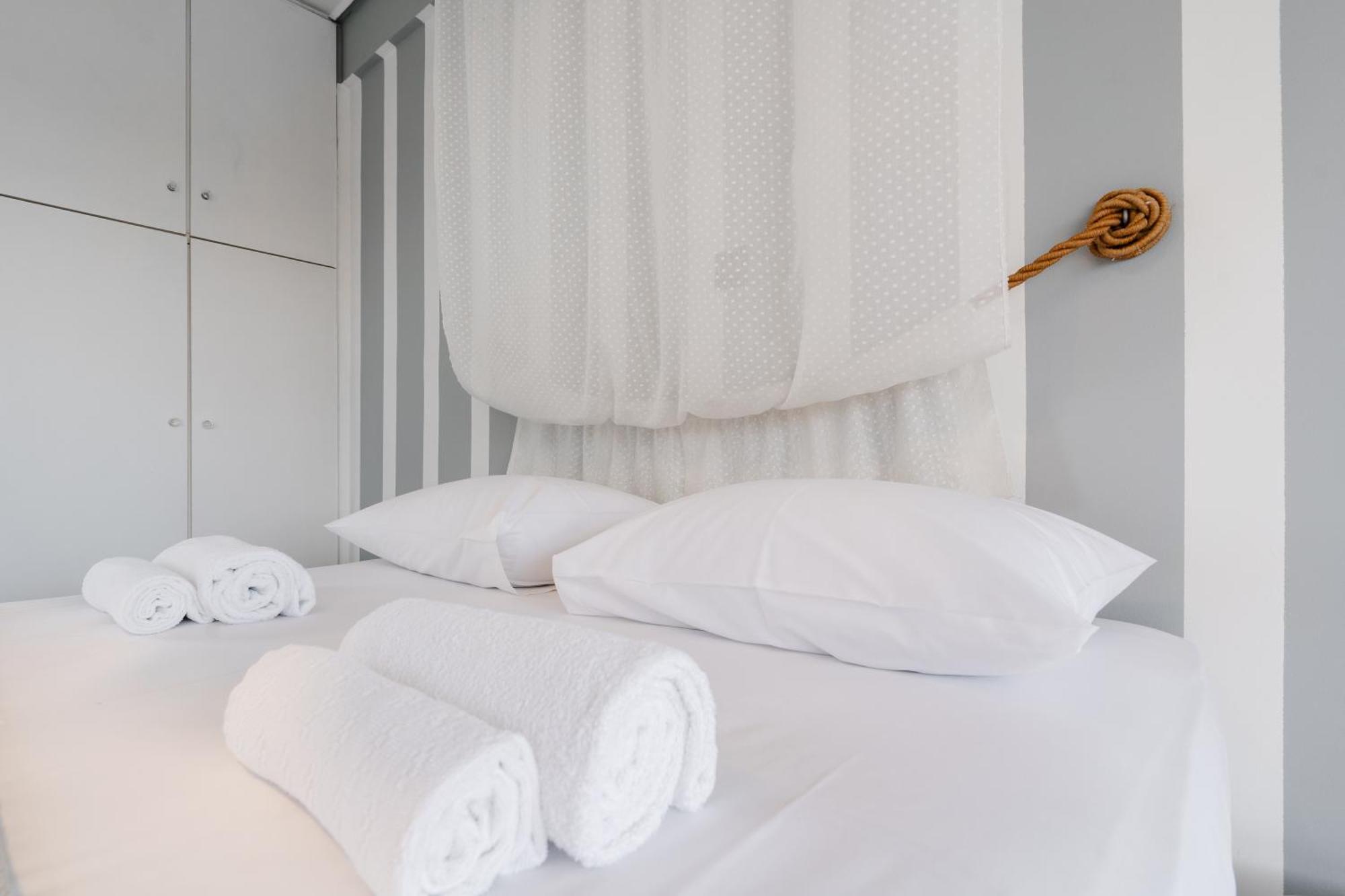 Acrolofts M62 With Playground Apartment Athens Luaran gambar